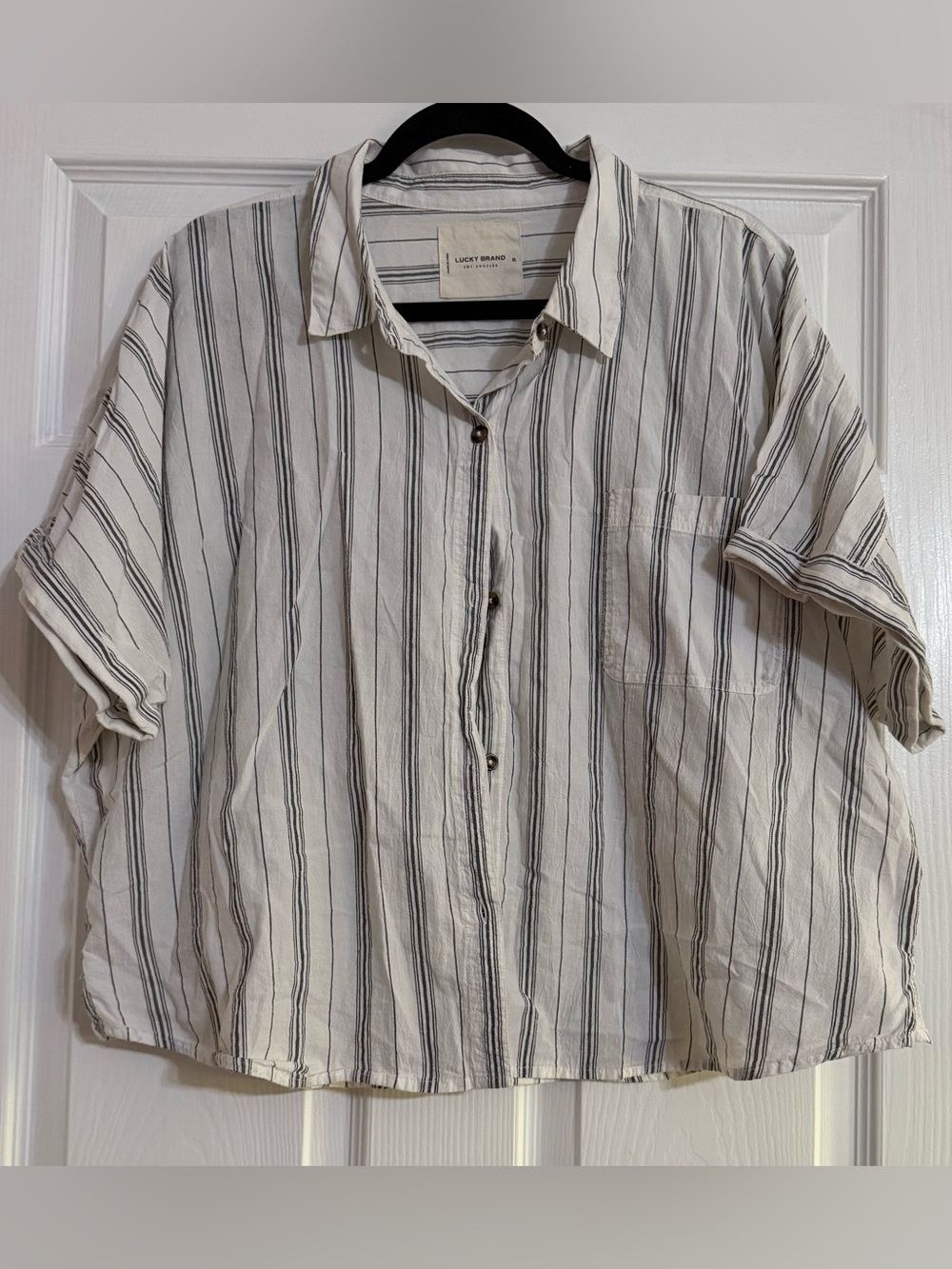 Lucky Brand Women’s Cream and Gray Vertical Stripe Short-Sleeve Button-Up Shirt
